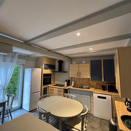 Apartamento Maison de ville chez Léa - gîte familial parking terrasse *